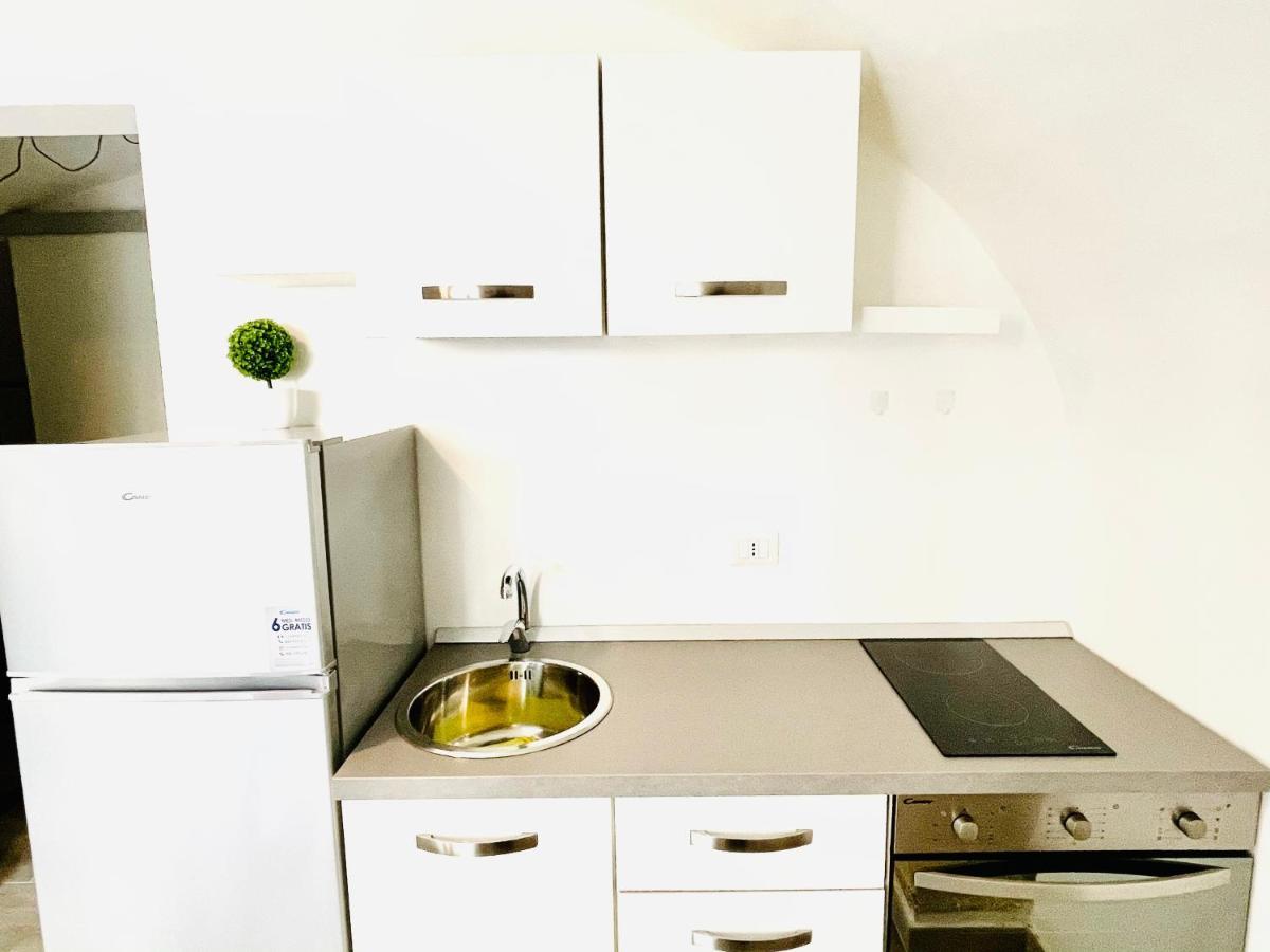 Miral One Apartamento Bari Exterior foto