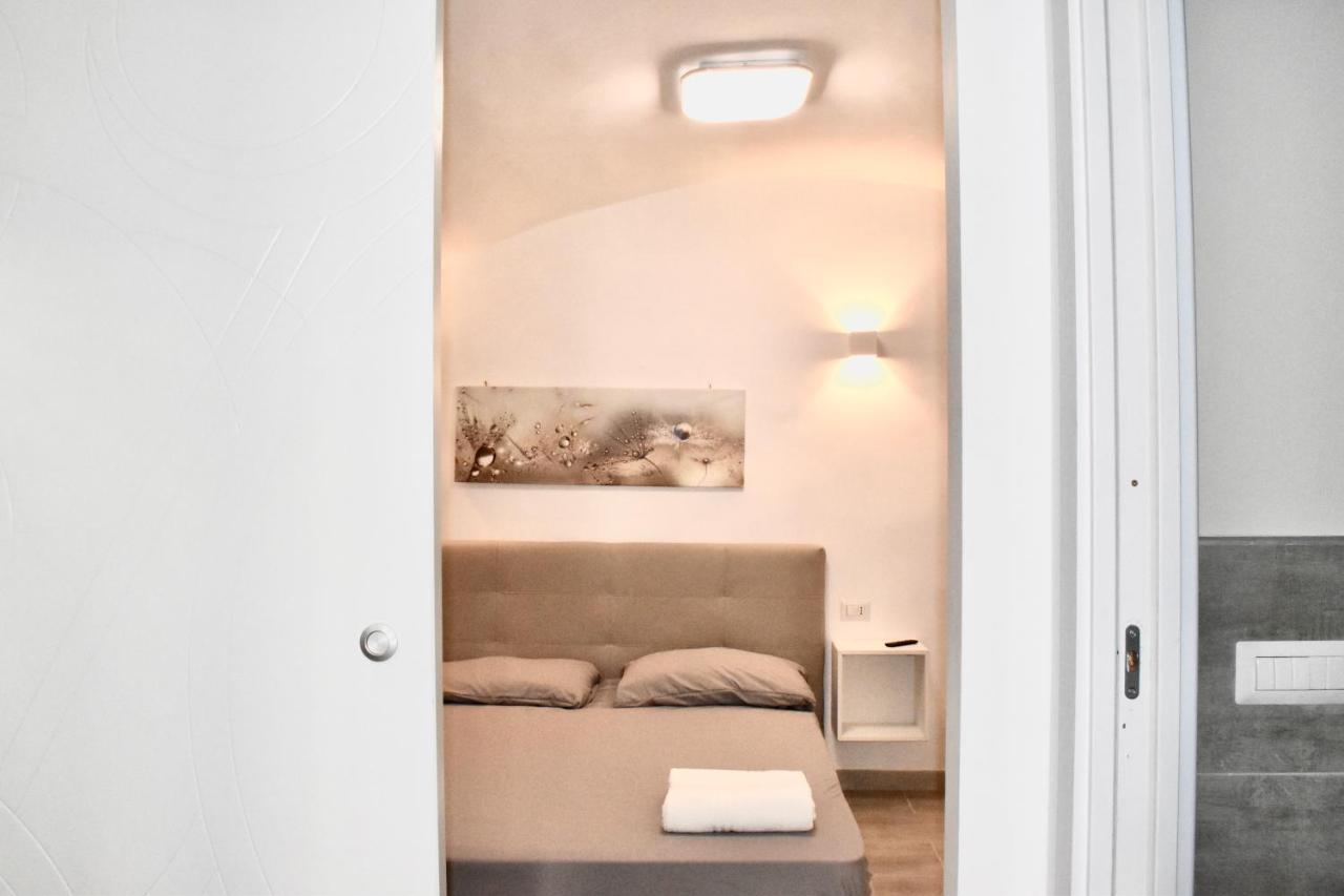 Miral One Apartamento Bari Exterior foto