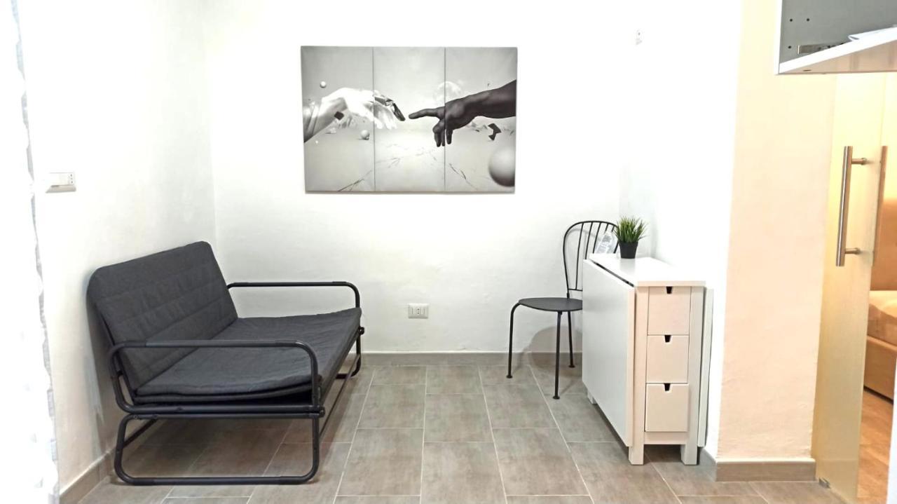 Miral One Apartamento Bari Exterior foto